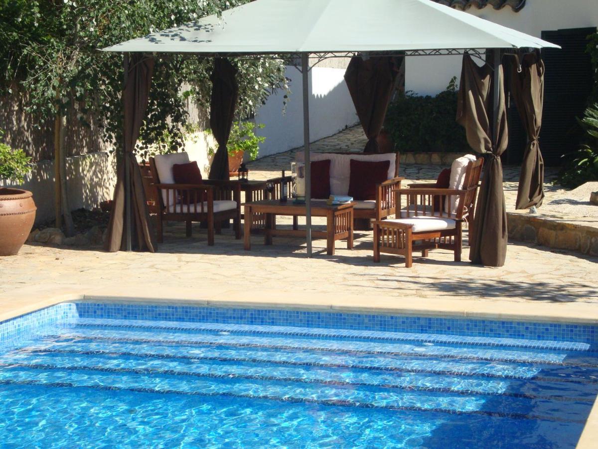 Villa Maria, Bonita Casa Con Jardin Y Piscina Privada En Андрач Экстерьер фото